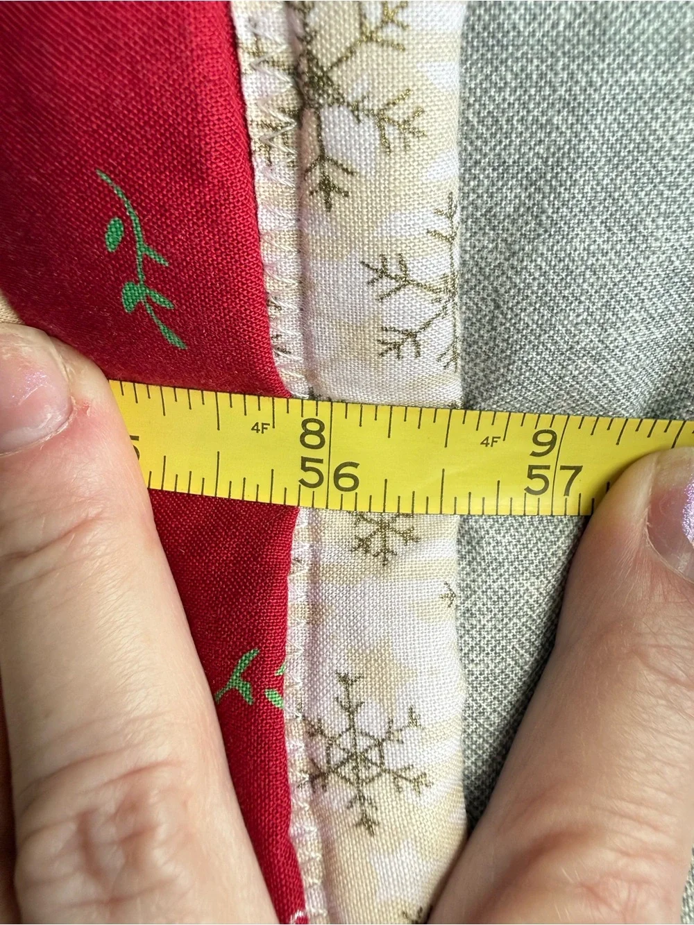 Handmade Holiday Star Quilt Table Runner - Red and Cream